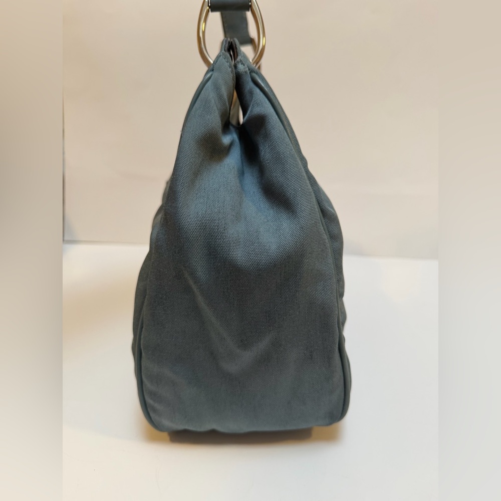 Gucci Vintage Blue Quiet Luxury Bag EUC - Picture 14 of 17